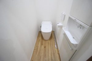 弊社施工例:トイレ